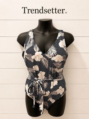 TRENDSETTER Navy Blue Floral One-Piece Swimsuit Size 18